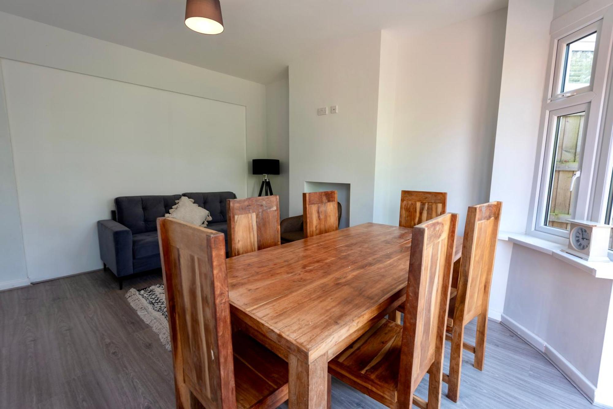 Double Room In Refurbished 5 Bed Home With Wifi And Tv BW Room 4 Solihull Exterior foto